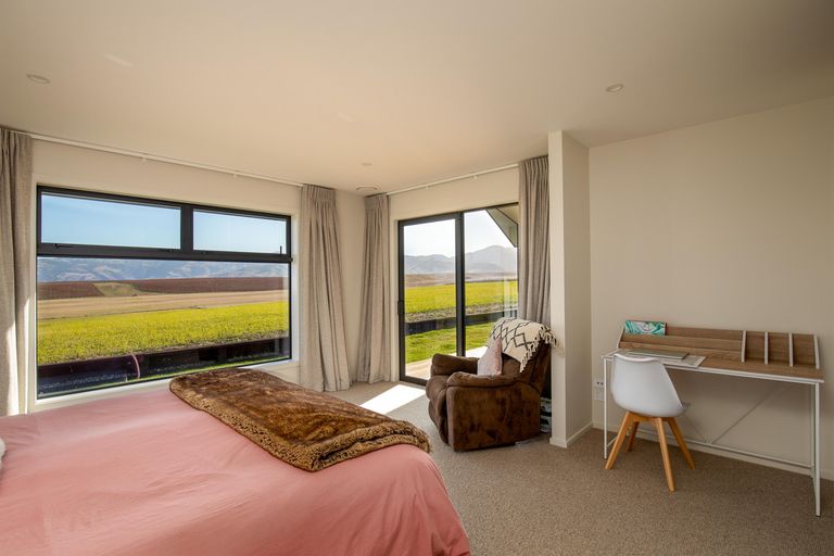 Photo of property in 355 Golden Road, Springvale, Alexandra, 9393