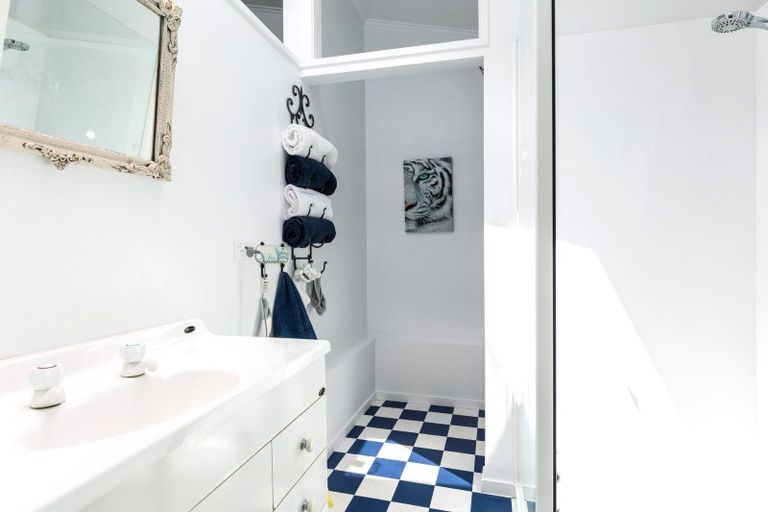 Photo of property in 12 Howick Road, Blenheim, 7201