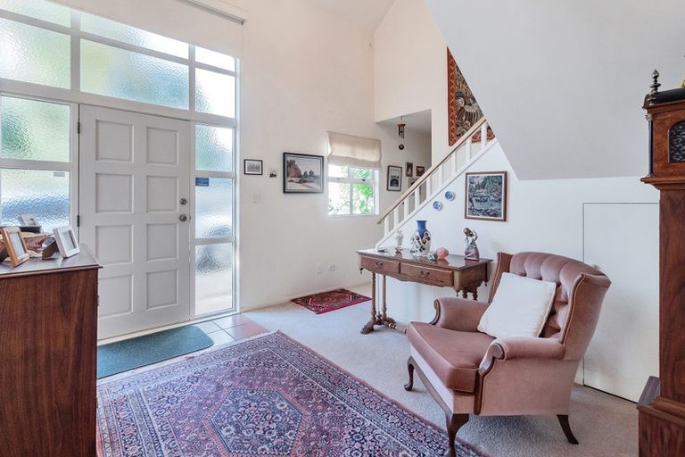 Photo of property in 1 William Bond Street, Stanley Point, Auckland, 0624