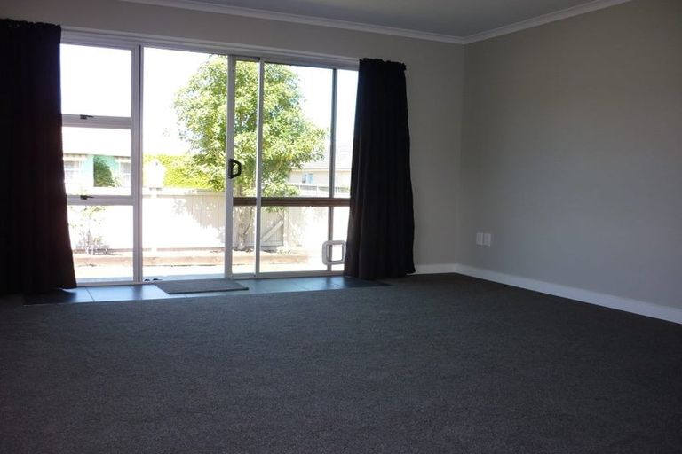 Photo of property in 2/6 Dryden Street, Stoke, Nelson, 7011