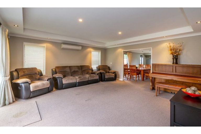 Photo of property in 39 Mariposa Crescent, Aidanfield, Christchurch, 8025