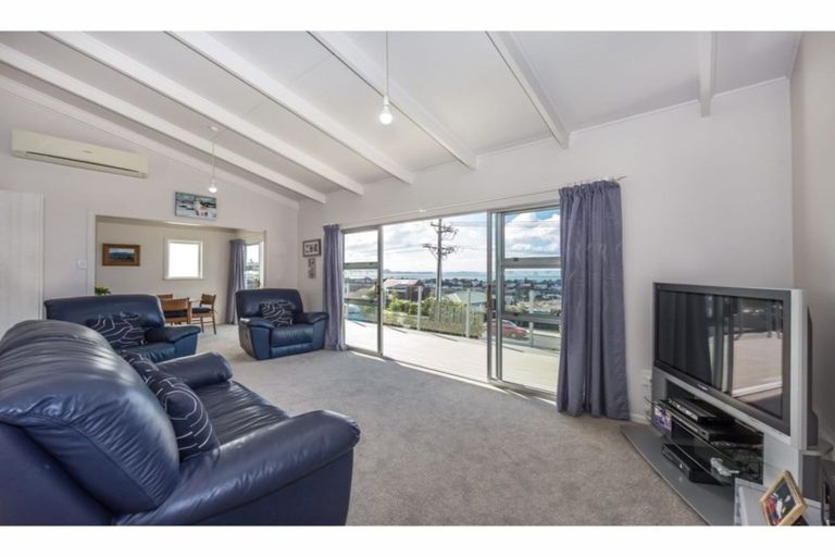 Photo of property in 46 Brightside Road, Stanmore Bay, Whangaparaoa, 0932