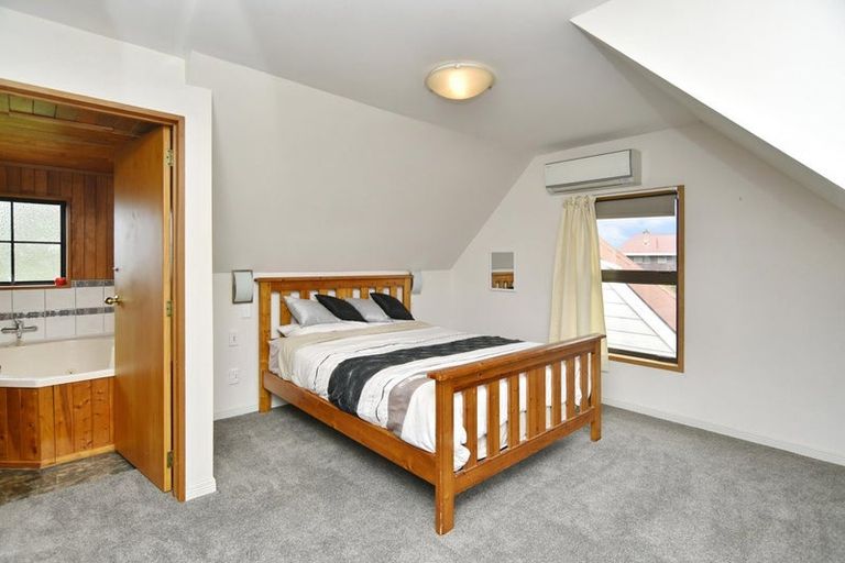 Photo of property in 43 Bush Street, Rangiora, 7400