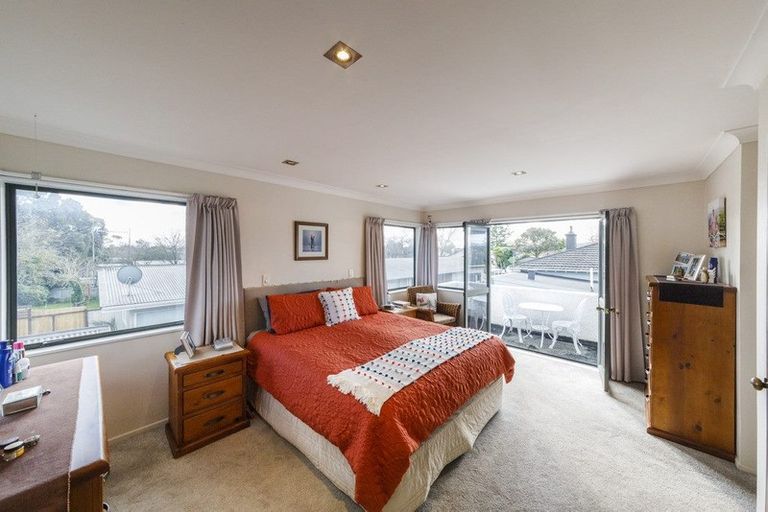 Photo of property in 40a Kingswood Street, Takaro, Palmerston North, 4412