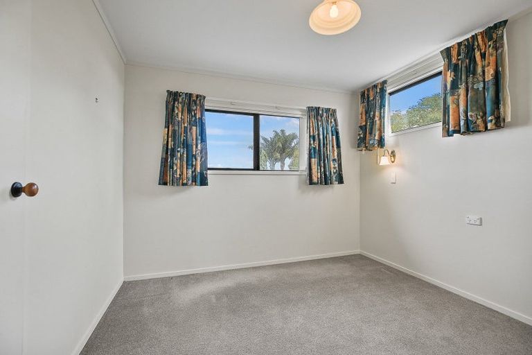 Photo of property in 43 Hayward Road, Ngatea, 3503