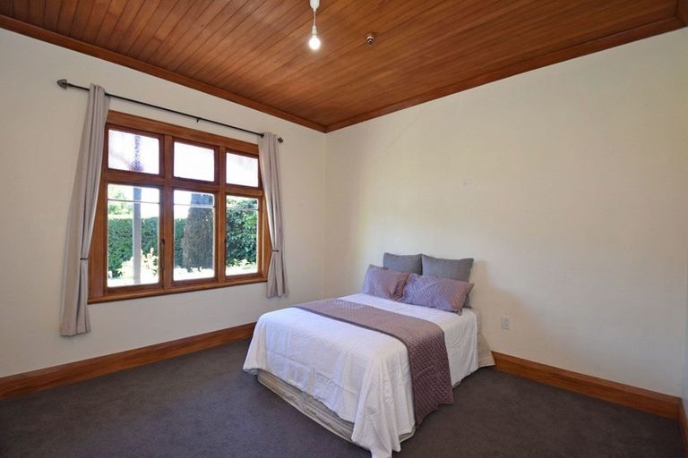 Photo of property in 5 Prince Street, Winton, 9720