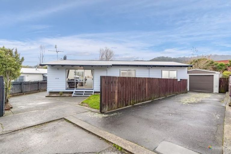 Photo of property in 151b George Street, Stokes Valley, Lower Hutt, 5019