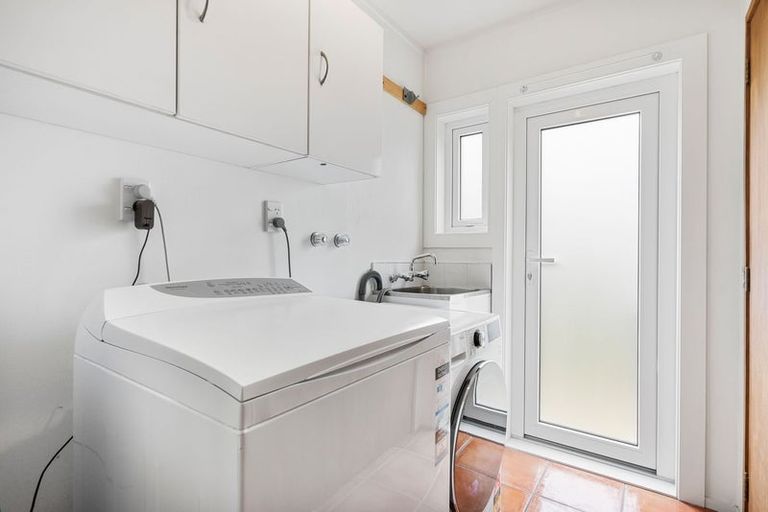 Photo of property in 103 Stapleford Crescent, Browns Bay, Auckland, 0630