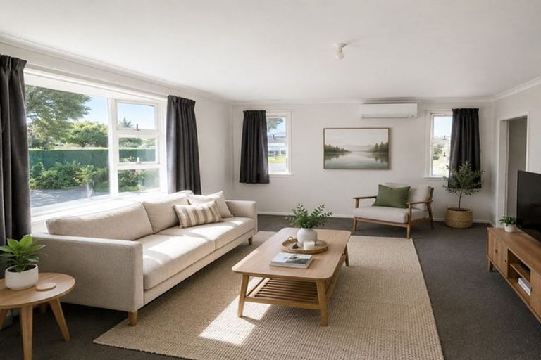 Photo of property in 128 Main South Road, Sockburn, Christchurch, 8042
