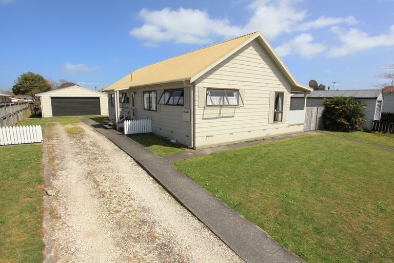 Photo of property in 50 Odlin Crescent, Nawton, Hamilton, 3200