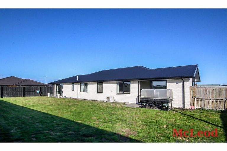 Photo of property in 17 Whittington Drive, Rolleston, 7615