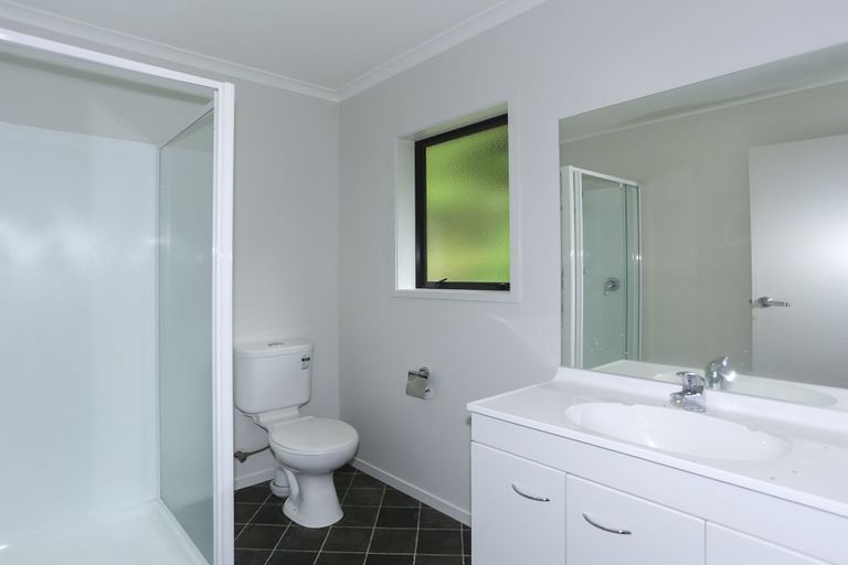 Photo of property in 10/19 Glencarron Place, Bethlehem, Tauranga, 3110