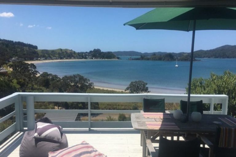 Photo of property in 76 Rapata Road, Oakura, Hikurangi, 0184