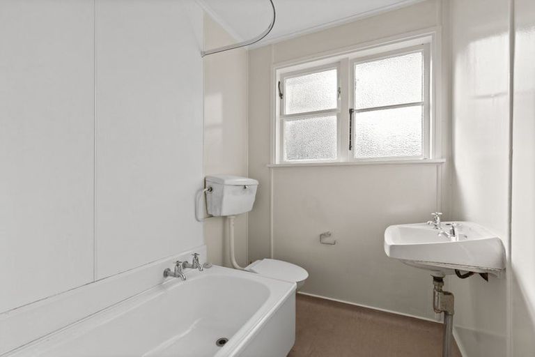 Photo of property in 18 Stamford Place, Lansdowne, Masterton, 5810