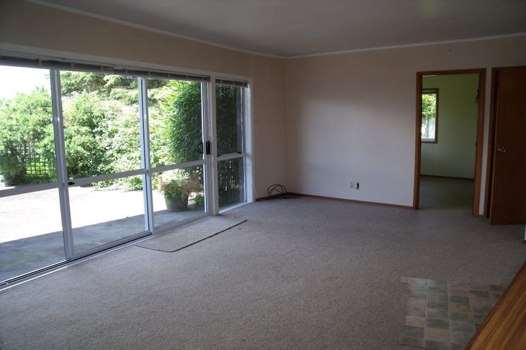 Photo of property in 2/39 Buckingham Crescent, Manukau, Auckland, 2025