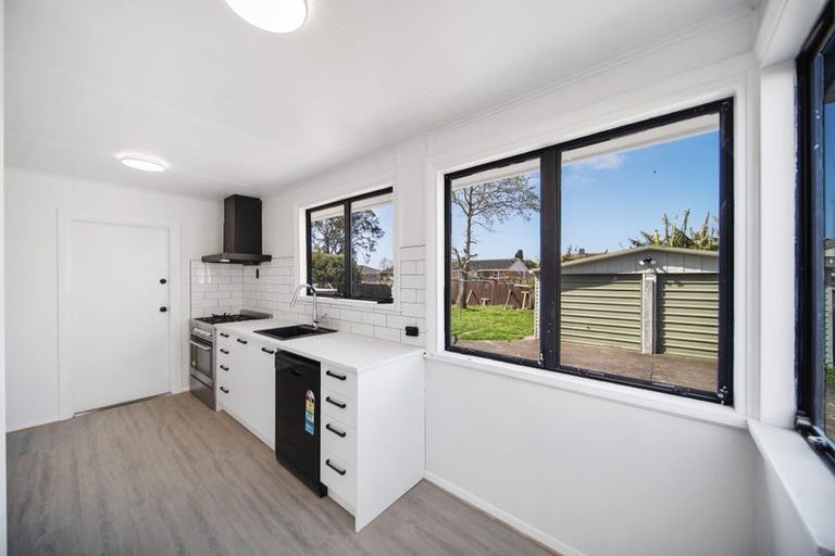 Photo of property in 54 Valiant Street, Mangere, Auckland, 2022