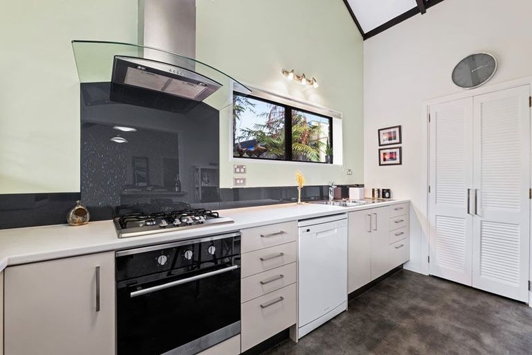 Photo of property in 10a Puni Street, Fitzroy, New Plymouth, 4312