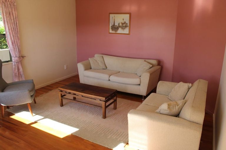 Photo of property in 20 Greenridge Court, Glenfield, Auckland, 0629