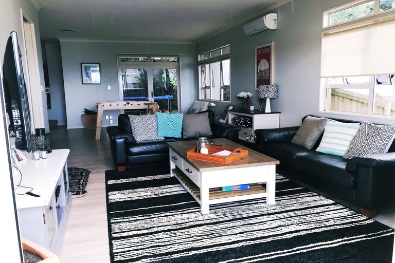 Photo of property in 1201 Whangaparaoa Road, Gulf Harbour, Whangaparaoa, 0930