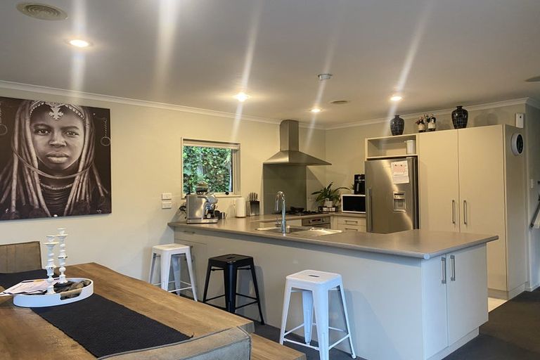 Photo of property in 41b Karina Road, Merrilands, New Plymouth, 4312