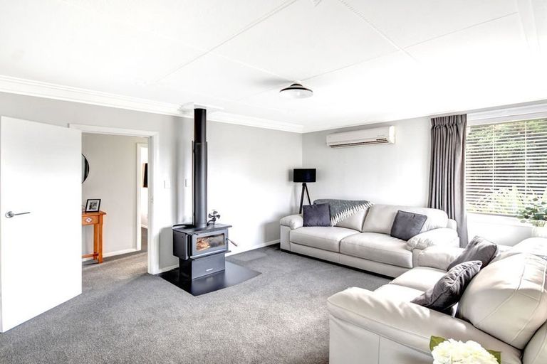 Photo of property in 71 Macandrew Road, South Dunedin, Dunedin, 9012