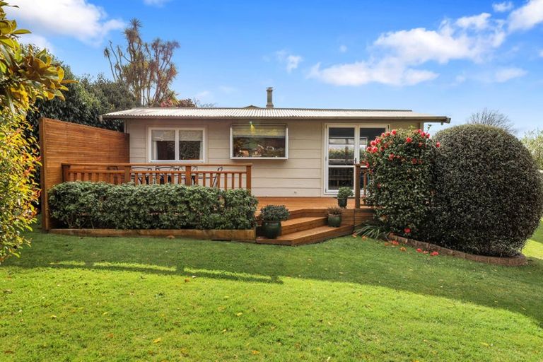 Photo of property in 19 Wharewaka Road, Wharewaka, Taupo, 3330