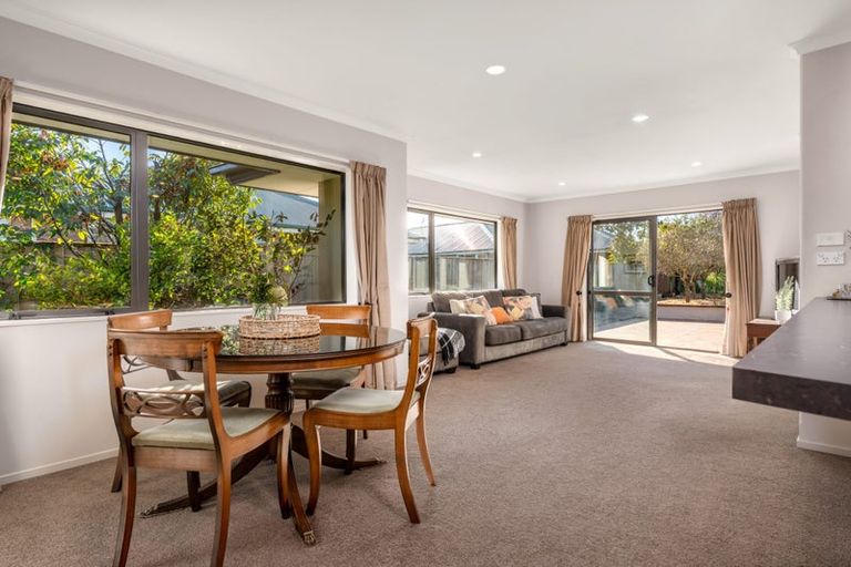 Photo of property in 6 Kinsella Crescent, Aidanfield, Christchurch, 8025