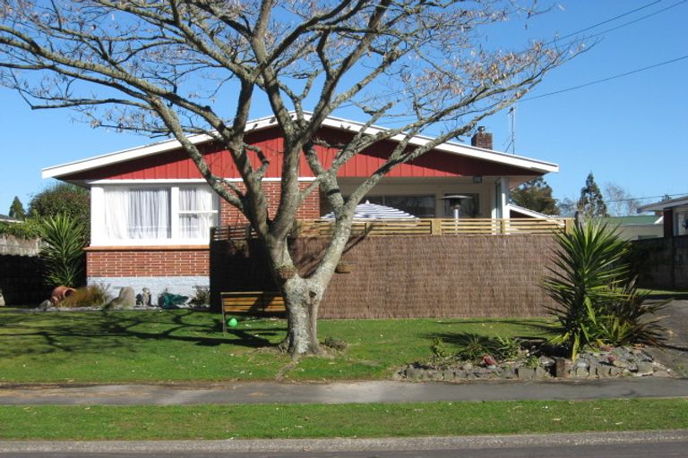 Photo of property in 10 Carlson Crescent, Silverdale, Hamilton, 3216