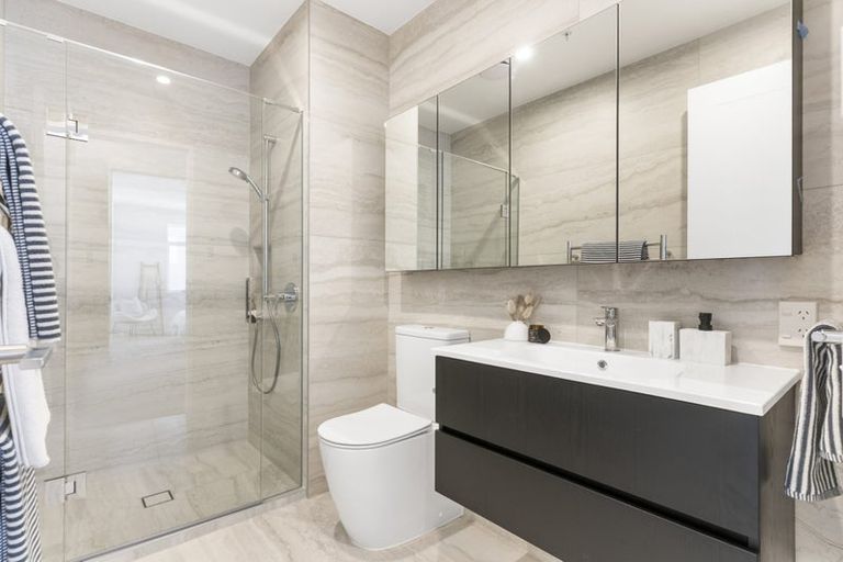 Photo of property in 133 Hibiscus Drive, Orewa, 0931