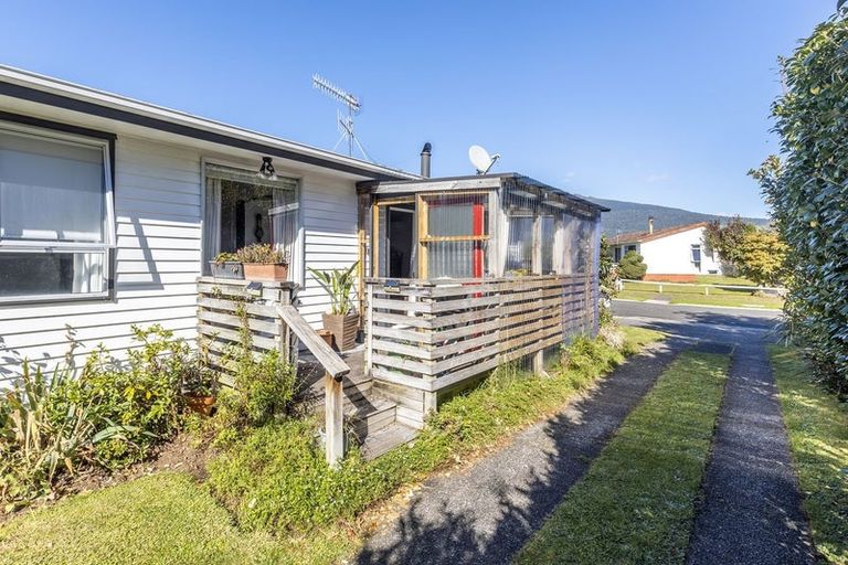 Photo of property in 15 Noni Street, Turangi, 3334
