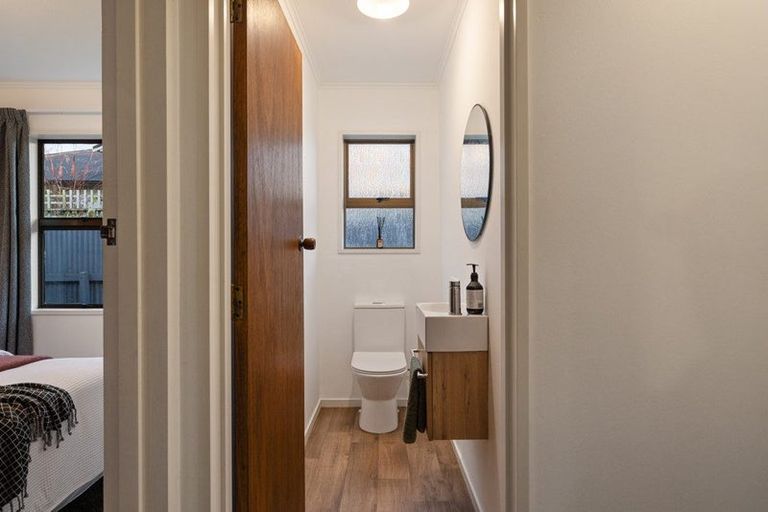 Photo of property in 32 Redwood Grove, Hokowhitu, Palmerston North, 4410