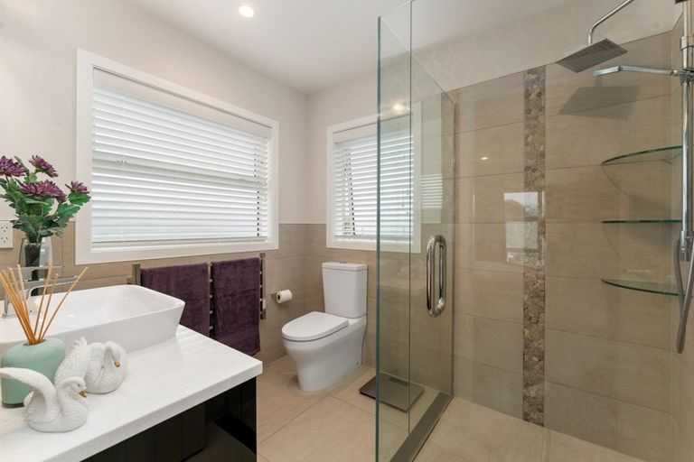 Photo of property in 96 The Drive, Paraparaumu Beach, Paraparaumu, 5032