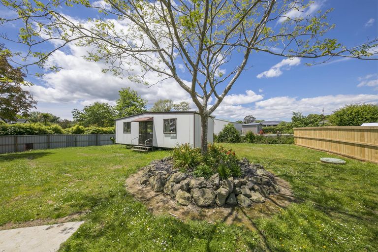 Photo of property in 6 Applemoors Way, Riverhead, 0820