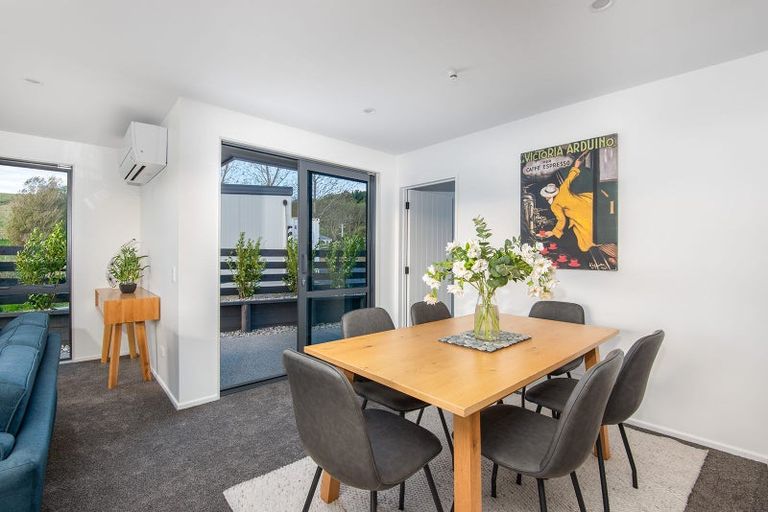 Photo of property in 5 Ella Lane, Green Island, Dunedin, 9018