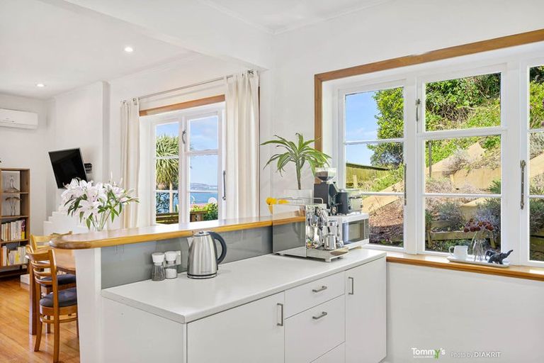 Photo of property in 121 Onslow Road, Khandallah, Wellington, 6035