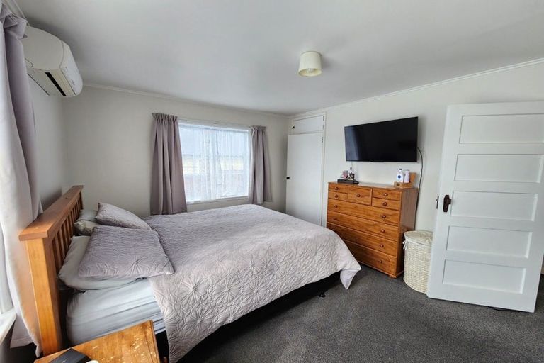 Photo of property in 13 Buchanan Road, Kingseat, Papakura, 2580