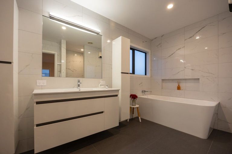 Photo of property in 3b Hughes Avenue, Hokowhitu, Palmerston North, 4410