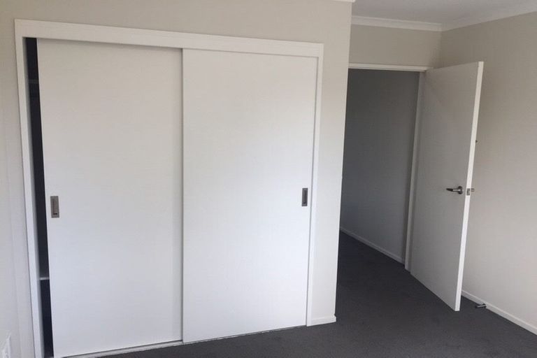 Photo of property in 1 Takahe Avenue, Takanini, 2112
