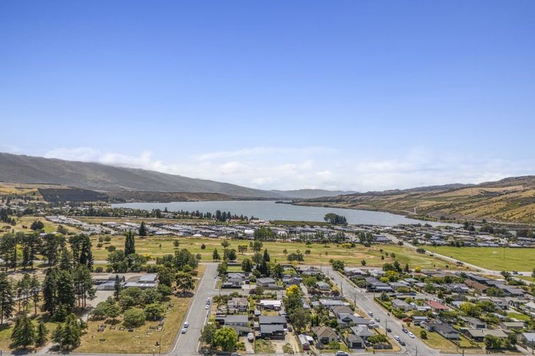 Photo of property in 27 Ortive Street, Cromwell, 9310