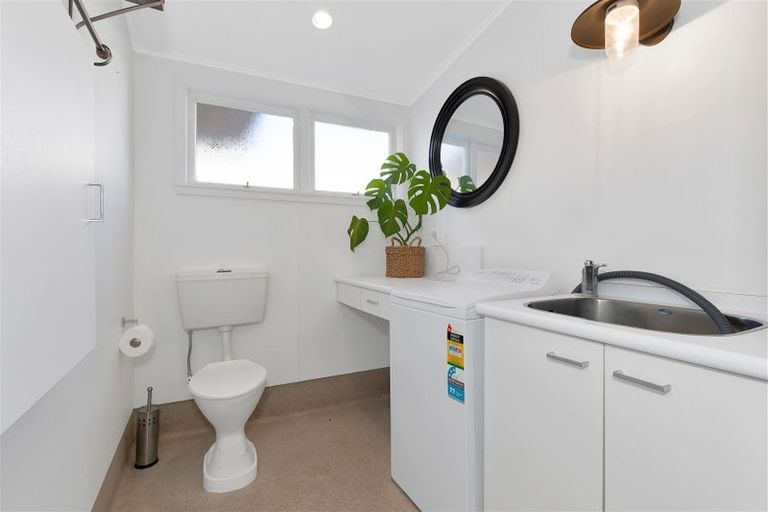 Photo of property in 18 Grierson Avenue, Amberley, 7481