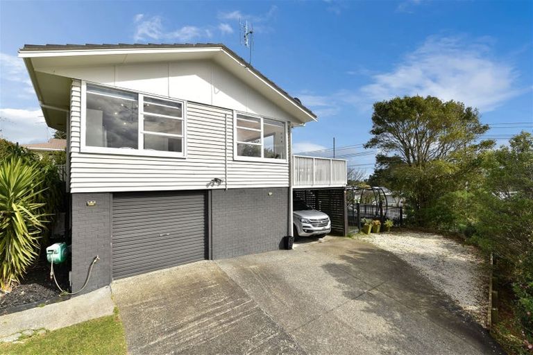Photo of property in 1/70 Juniper Road, Sunnynook, Auckland, 0620