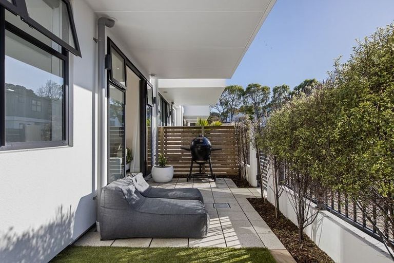 Photo of property in 4/445 Hibiscus Coast Highway, Orewa, 0931