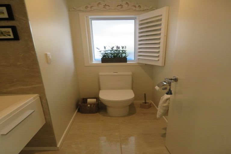 Photo of property in 2 Gibraltar Street, Howick, Auckland, 2014