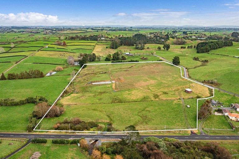 Photo of property in 197 Charles Road, Karaka, Papakura, 2580