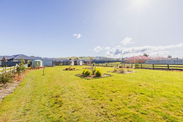 Photo of property in 8 White Road, Otane, 4202