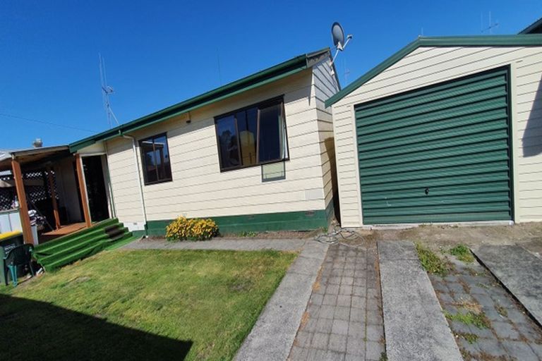 Photo of property in 4 Blackburn Street, Frankton, Hamilton, 3204