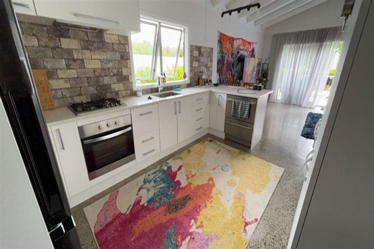 Photo of property in 2a Roach Street, Maeroa, Hamilton, 3200