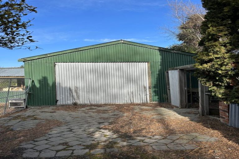 Photo of property in 733 Harewood Road, Harewood, Christchurch, 8051
