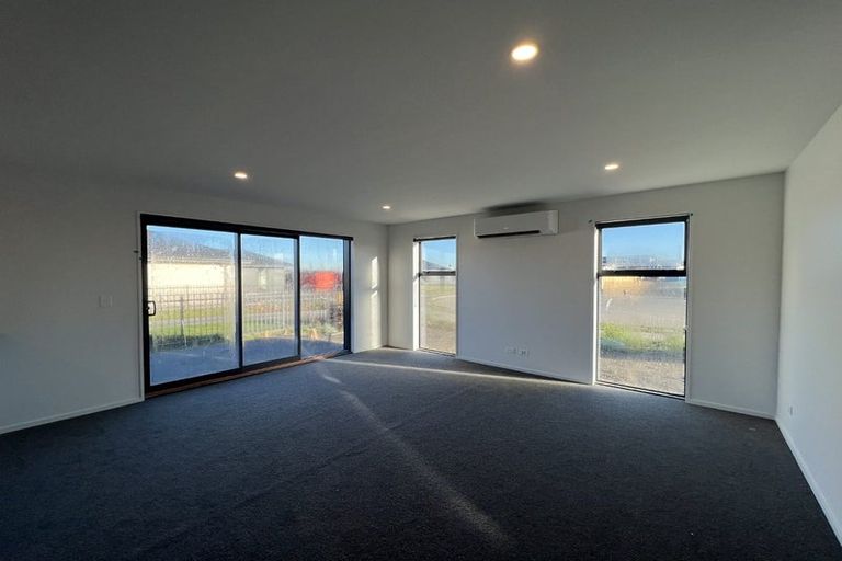 Photo of property in 13 Ned Place, Halswell, Christchurch, 8025