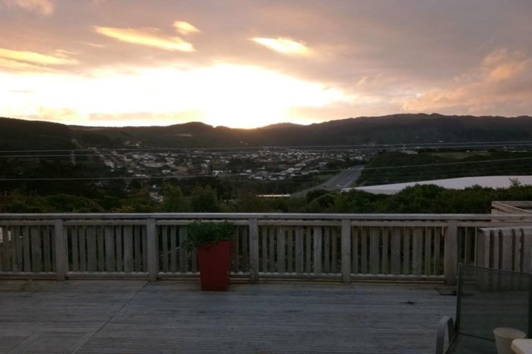 Photo of property in 94 Jamaica Drive, Grenada North, Wellington, 5028